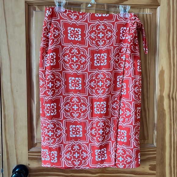 Ann Taylor Sarong Skirt - Size 6 - Picture 2 of 11